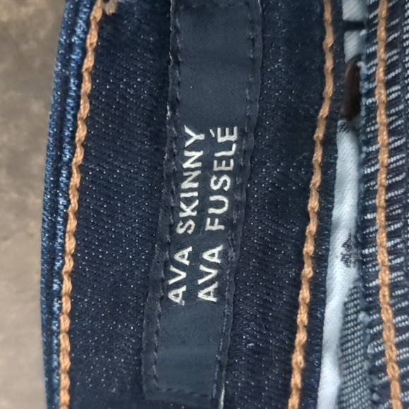 Jeans - Picture 3 of 4